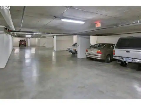 1500 SW 11TH AVE #2105, Portland, OR 97201 — photo 35