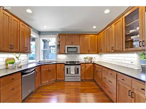 10316 SE BRISTOL CT, Happy Valley, OR 97086 — photo 10
