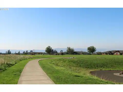 10316 SE BRISTOL CT, Happy Valley, OR 97086 — photo 29