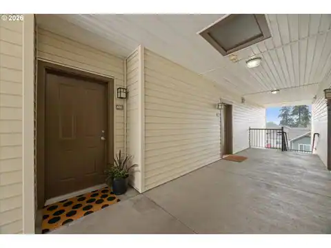 590 NW LOST SPRINGS TER #401, Portland, OR 97229 — photo 3