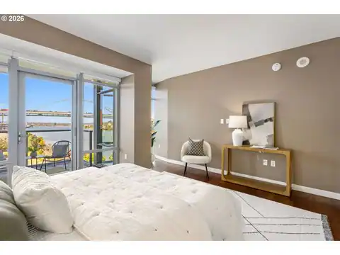 1310 NW NAITO PKWY #701, Portland, OR 97209 — photo 11