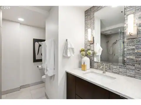 1310 NW NAITO PKWY #701, Portland, OR 97209 — photo 13