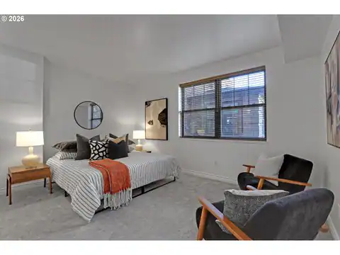 2454 NW WESTOVER RD #A-303, Portland, OR 97210 — photo 8