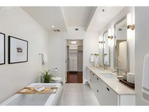 1310 NW NAITO PKWY #805, Portland, OR 97209 — photo 16
