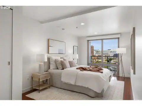 1310 NW NAITO PKWY #805, Portland, OR 97209 — photo 19