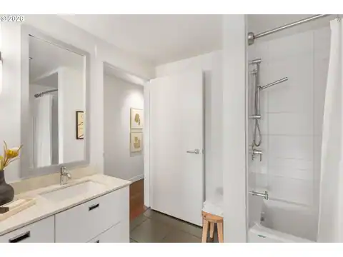 1310 NW NAITO PKWY #805, Portland, OR 97209 — photo 23