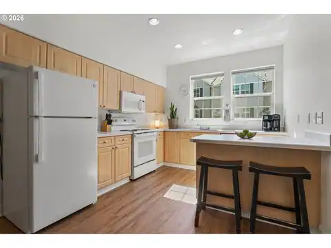 14315 SW COUGAR RIDGE DR, Beaverton, OR 97008 — photo 10