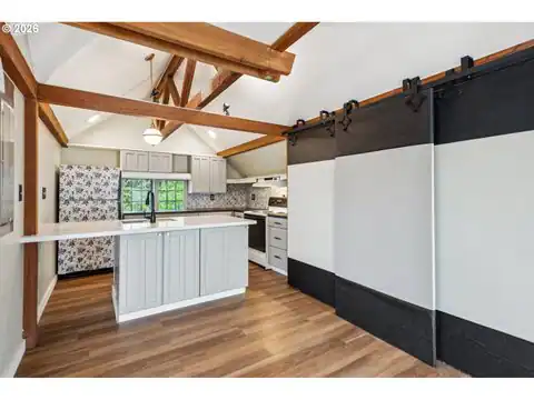 1411 SW HALL ST, Portland, OR 97201 — photo 19