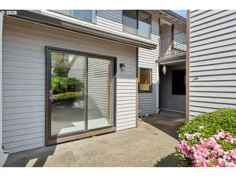 12116 SE 104TH CT, Happy Valley, OR 97086 — photo 2