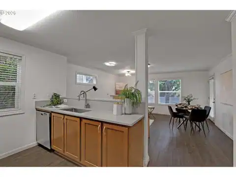 15052 NW CENTRAL DR #901, Portland, OR 97229 — photo 8