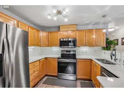 14745 SW SANDHILL LOOP #204, Beaverton, OR 97007 — photo 7