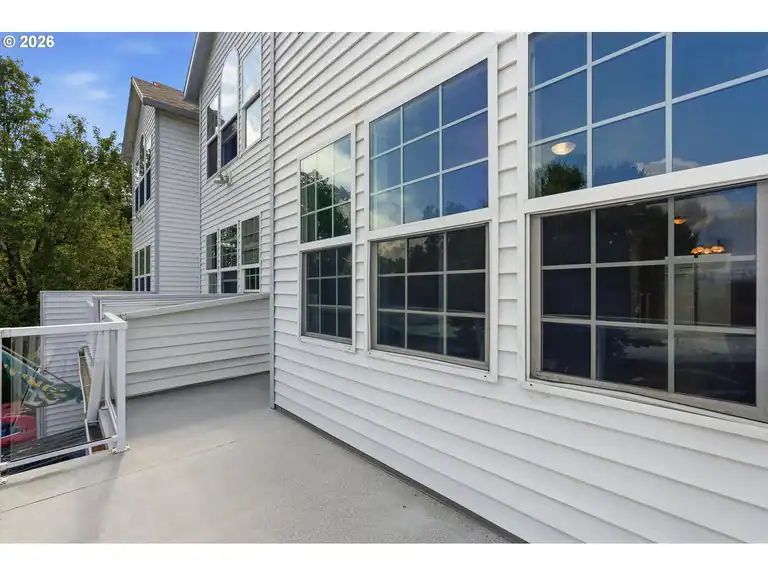 400 SE 2ND ST, Troutdale, OR 97060