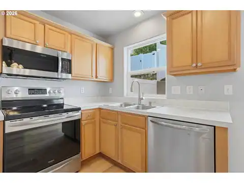 400 SE 2ND ST, Troutdale, OR 97060 — photo 12