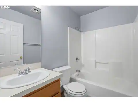 400 SE 2ND ST, Troutdale, OR 97060 — photo 19