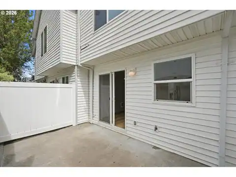 400 SE 2ND ST, Troutdale, OR 97060 — photo 28