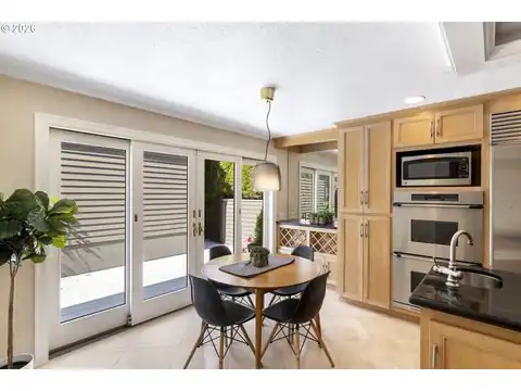 32 GREENRIDGE CT, Lake Oswego, OR 97035 — photo 11