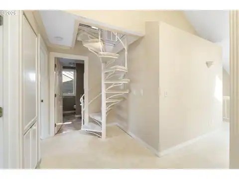 32 GREENRIDGE CT, Lake Oswego, OR 97035 — photo 13