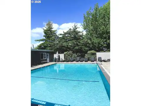 32 GREENRIDGE CT, Lake Oswego, OR 97035 — photo 24