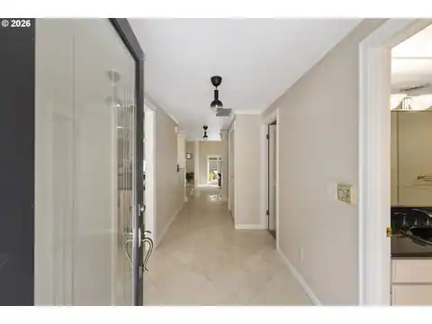 32 GREENRIDGE CT, Lake Oswego, OR 97035 — photo 3
