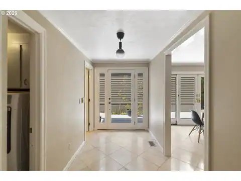 32 GREENRIDGE CT, Lake Oswego, OR 97035 — photo 4