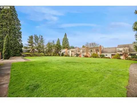 1325 BONNIEBRAE DR, Lake Oswego, OR 97034 — photo 37