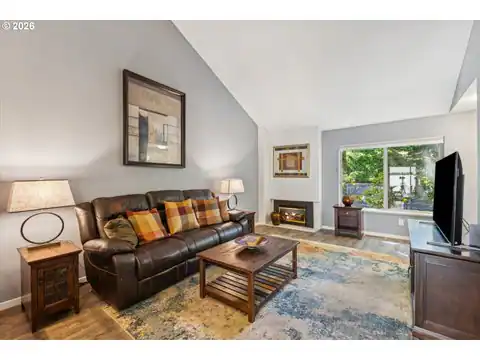 1325 BONNIEBRAE DR, Lake Oswego, OR 97034 — photo 4