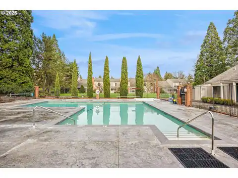 1325 BONNIEBRAE DR, Lake Oswego, OR 97034 — photo 41