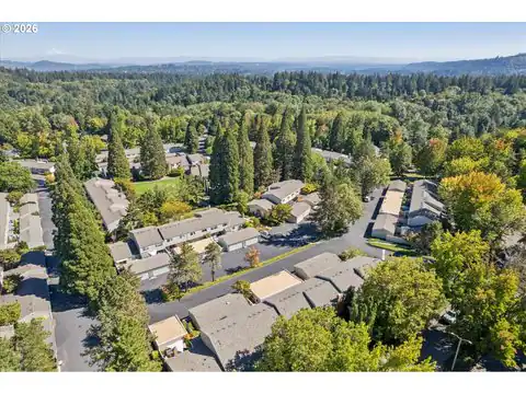 1325 BONNIEBRAE DR, Lake Oswego, OR 97034 — photo 44
