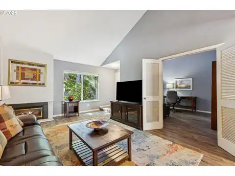 1325 BONNIEBRAE DR, Lake Oswego, OR 97034 — photo 7