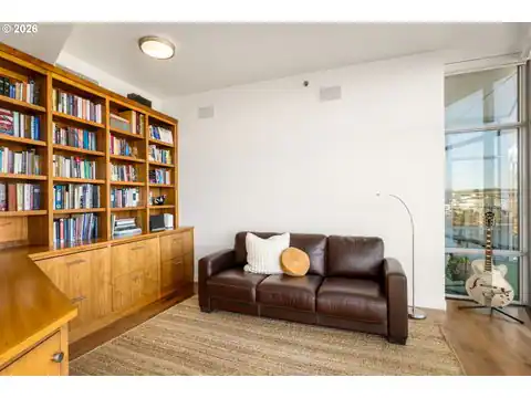 1310 NW NAITO PKWY #1001, Portland, OR 97209 — photo 11