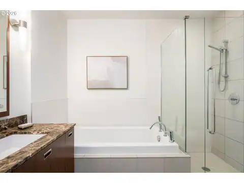 1310 NW NAITO PKWY #1001, Portland, OR 97209 — photo 18