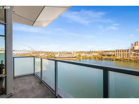 1310 NW NAITO PKWY #1001, Portland, OR 97209 — photo 22