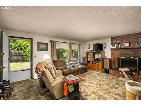 12011 SE MARKET ST, Portland, OR 97216 — photo 26