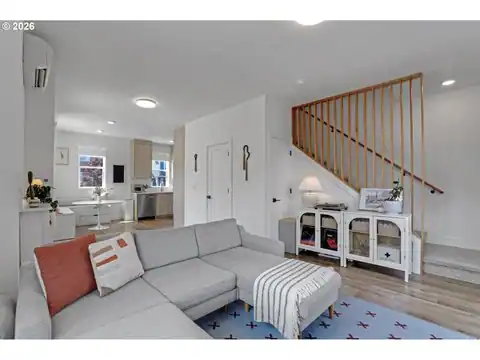 3881 SE 28TH AVE, Portland, OR 97202 — photo 5