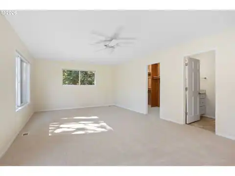 3653 SW 52ND PL, Portland, OR 97221 — photo 19