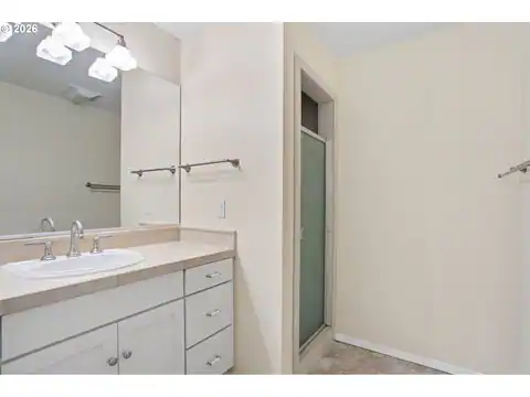 3653 SW 52ND PL, Portland, OR 97221 — photo 23