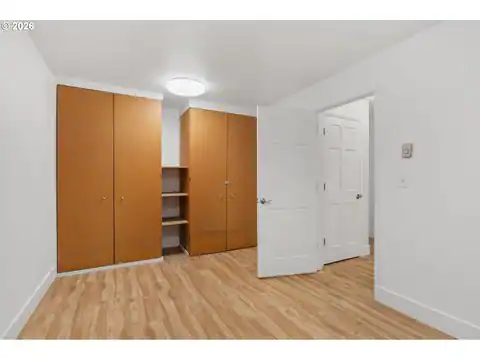 3653 SW 52ND PL, Portland, OR 97221 — photo 37