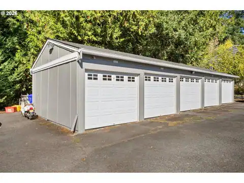 3653 SW 52ND PL, Portland, OR 97221 — photo 38