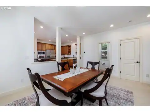 2303 NW STIMPSON LN, Portland, OR 97229 — photo 8