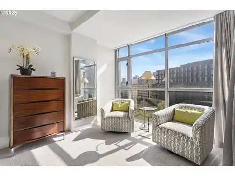 1310 NW NAITO PKWY #707, Portland, OR 97209 — photo 10