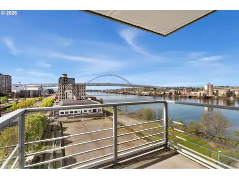 1310 NW NAITO PKWY #707, Portland, OR 97209 — photo 17
