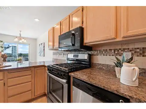 3812 S KELLY AVE #7, Portland, OR 97239 — photo 13