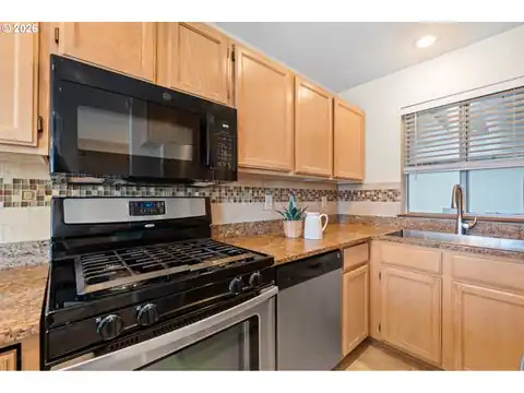 3812 S KELLY AVE #7, Portland, OR 97239 — photo 14