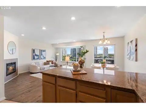 3812 S KELLY AVE #7, Portland, OR 97239 — photo 3