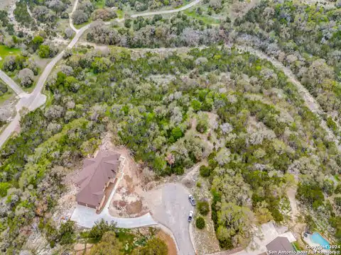 192 MACAW LN, Spring Branch, TX 78070 — photo 4