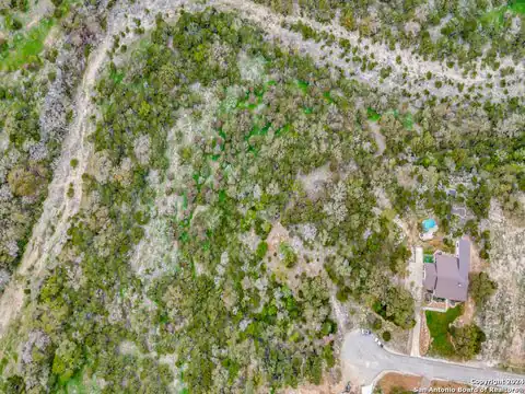 192 MACAW LN, Spring Branch, TX 78070 — photo 5