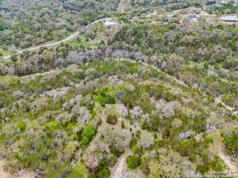 192 MACAW LN, Spring Branch, TX 78070 — photo 6