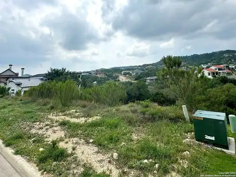 23115 Casey Canyon, San Antonio, TX 78255 — photo 6