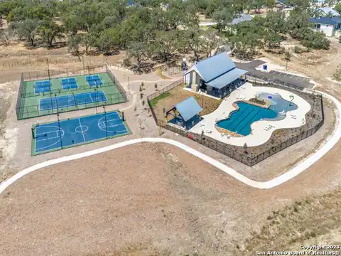 680 ANNABELLE AVE, Bulverde, TX 78163 — photo 11