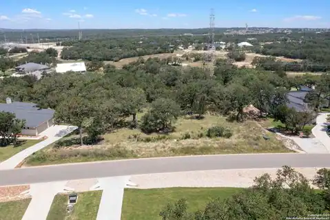 970 BELLE OAKS BLVD, Bulverde, TX 78163 — photo 8